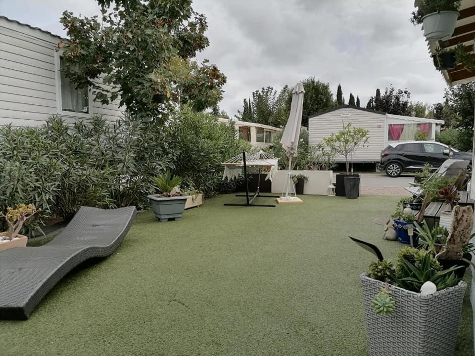 Camping Le Montourey Azur 78 Fréjus Exterior foto